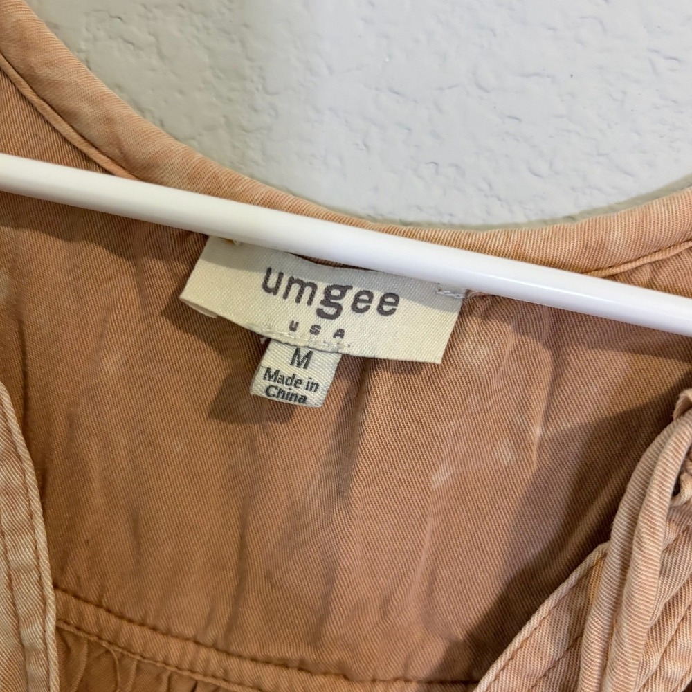 Umgee Acid Wash Sleeveless Frayed Hem Tassel V-Neck Tunic Top MEDIUM - Picture 3 of 6